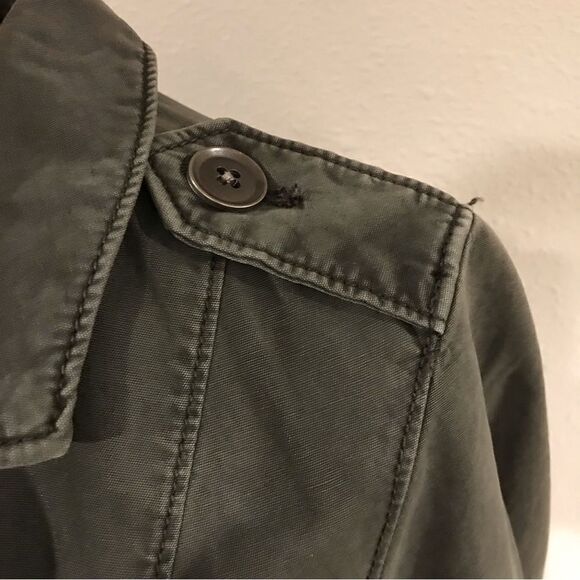 Olive color button down jacket - Picture 4 of 11